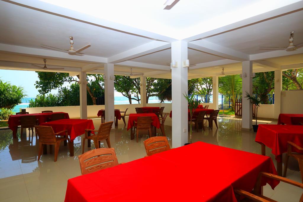 Paradise Beach Resort & Diving School Mirissa Kültér fotó